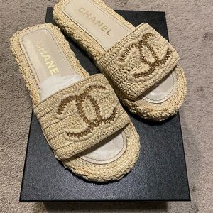 CHANEL Cream Raffia Slide Sandals with CC Embroidery